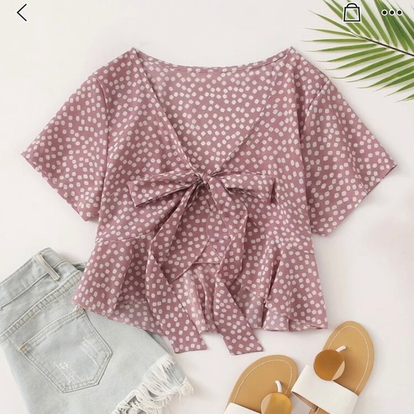 NWOT SHEIN TOP - Picture 1 of 2